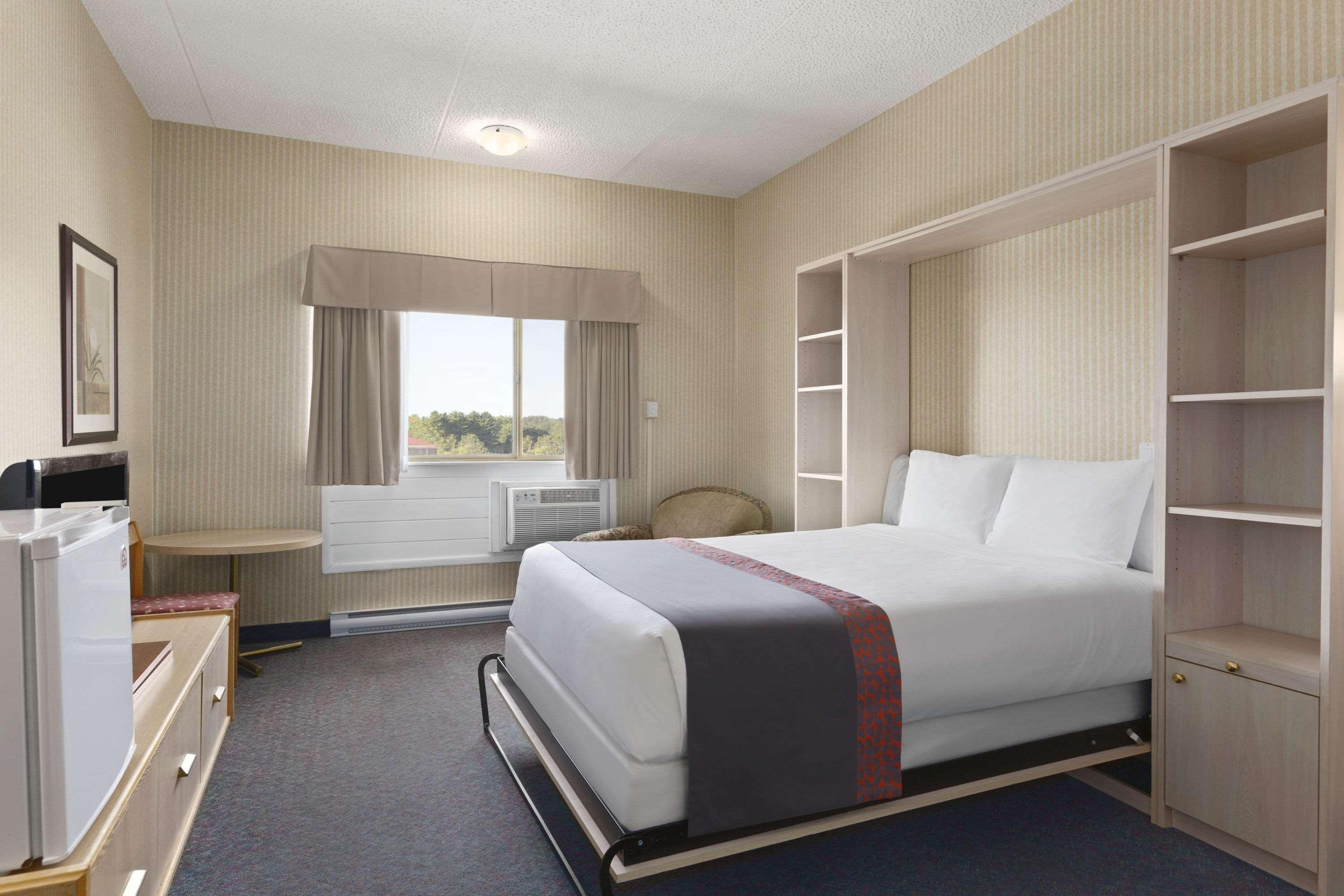 Days Inn By Wyndham Bridgewater Conference Center Luaran gambar